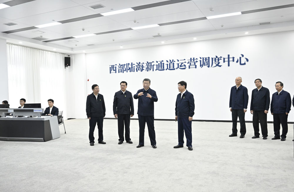 習近平在重慶考察時強調(diào) 進一步全面深化改革開放 不斷譜寫中國