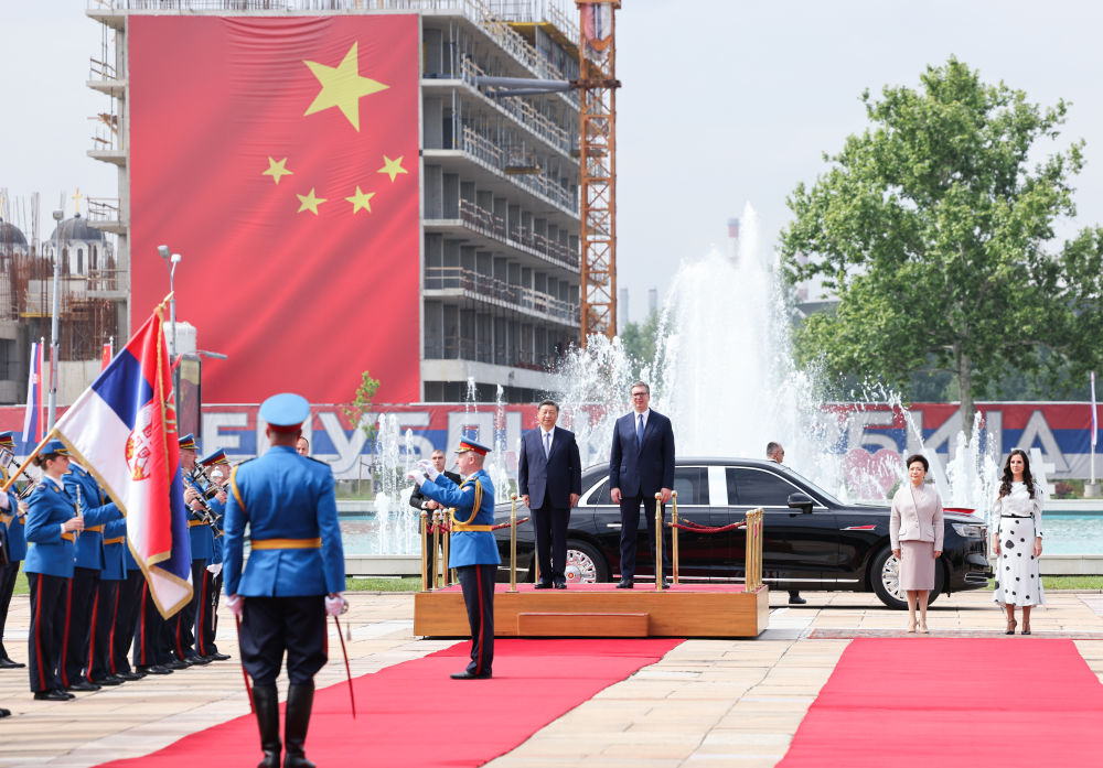 高清大圖丨訪問塞爾維亞 習(xí)近平主席受到“最熱烈的歡迎”